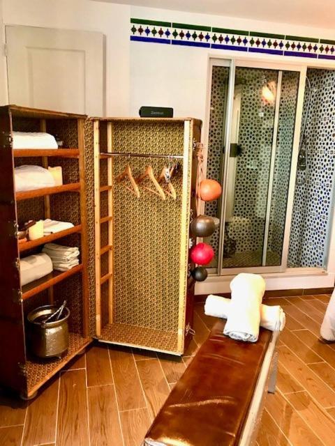 La Cactee Singuliere Bed & Breakfast Béziers Eksteriør bilde